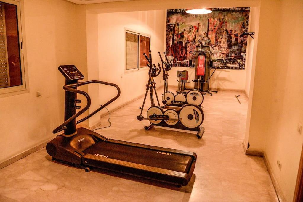 Beautiful, Great Equipped 122 M Holiday Apartment Near Majorelle Garden And Gueliz With Pool Views And A Large Balcony And Terrace Marrakesch Exterior foto