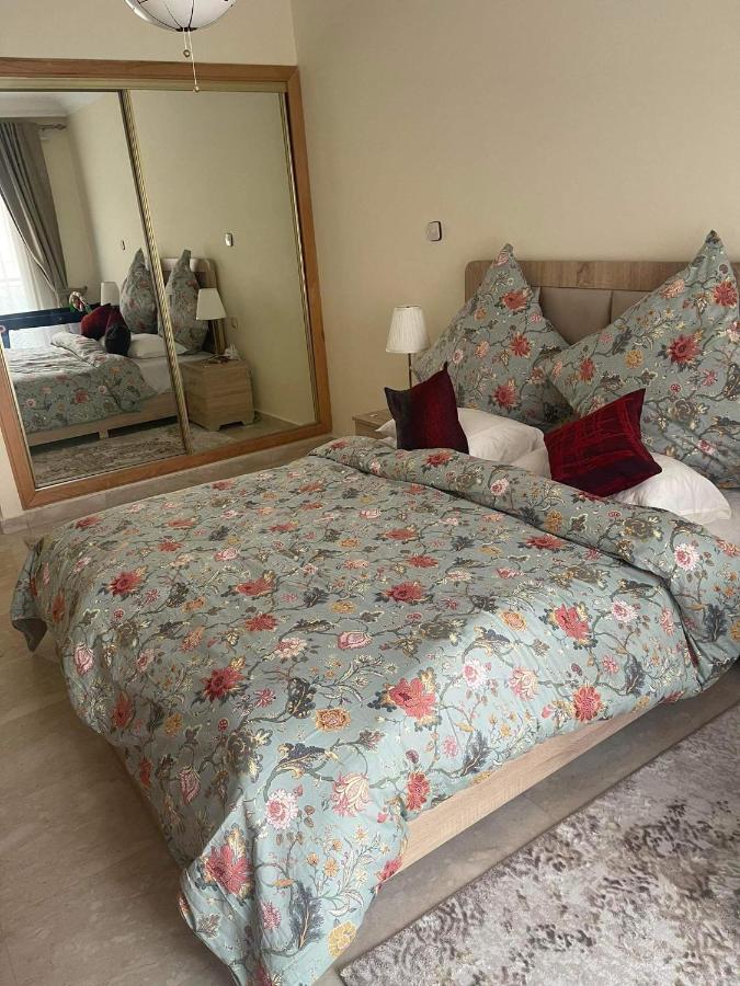 Beautiful, Great Equipped 122 M Holiday Apartment Near Majorelle Garden And Gueliz With Pool Views And A Large Balcony And Terrace Marrakesch Exterior foto