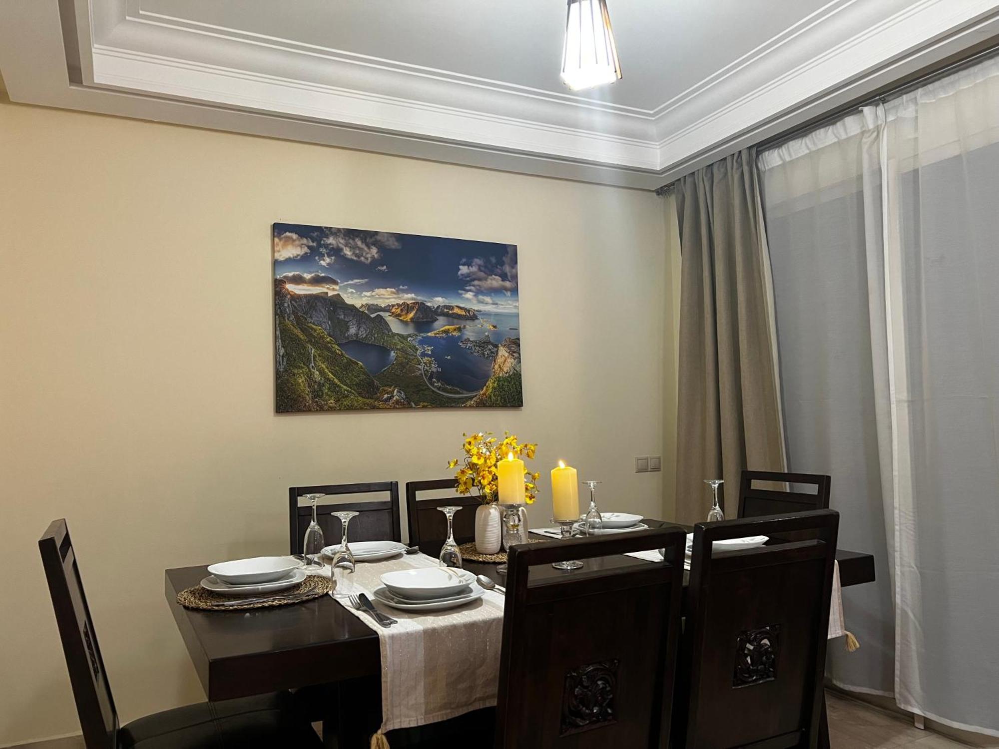 Beautiful, Great Equipped 122 M Holiday Apartment Near Majorelle Garden And Gueliz With Pool Views And A Large Balcony And Terrace Marrakesch Exterior foto